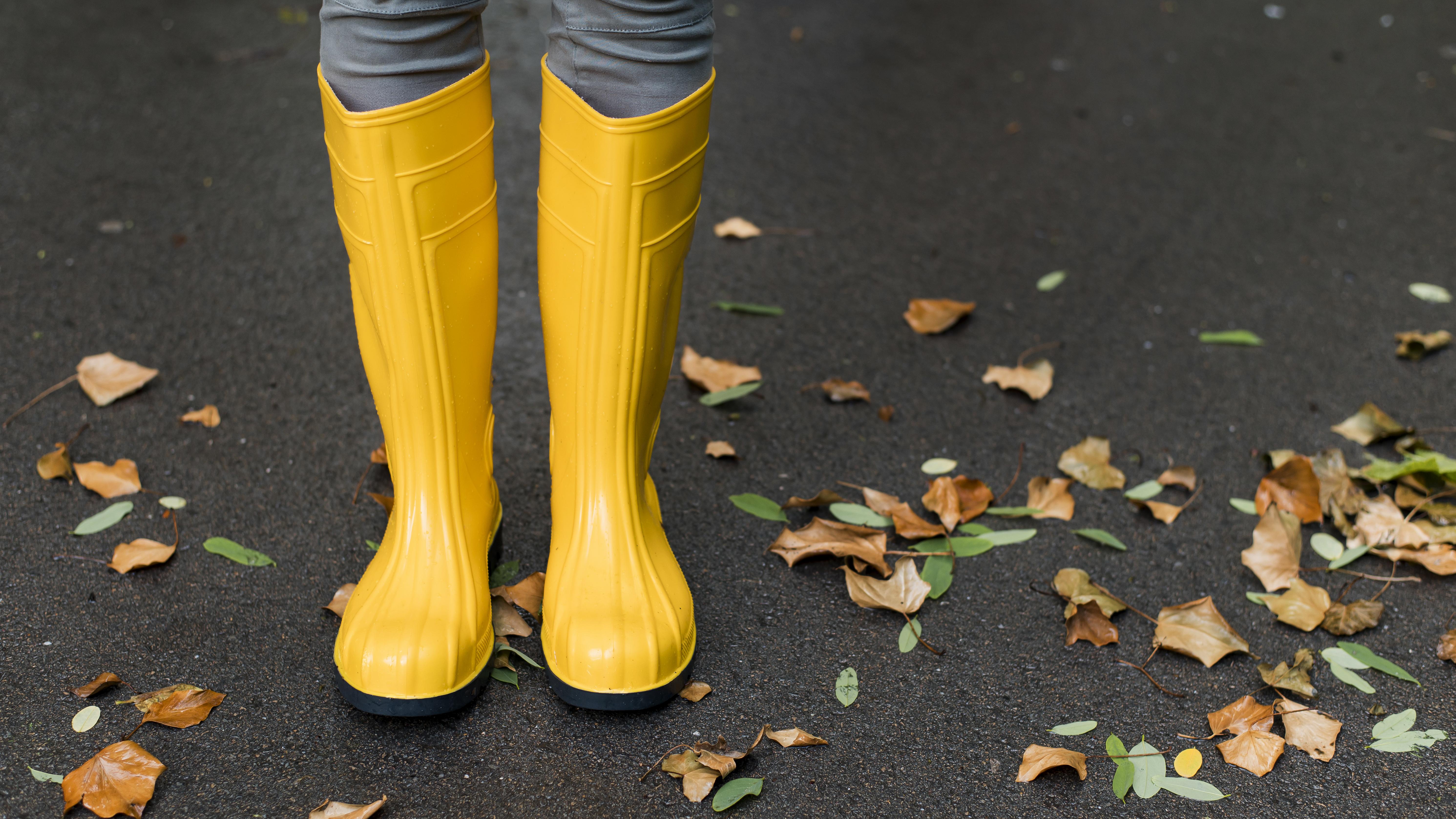 Top 10 Monsoon Footwear for Every Woman’s Needs