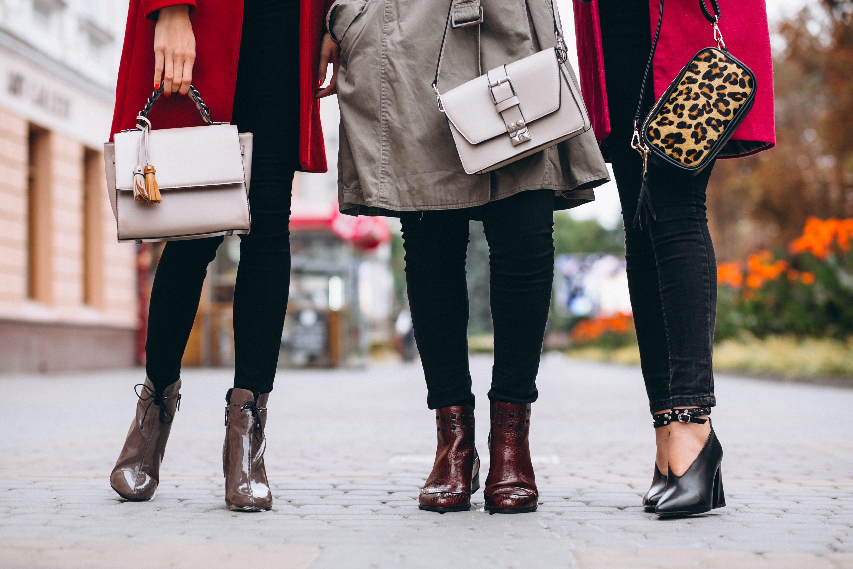 A Guide to Different Handbags for Women