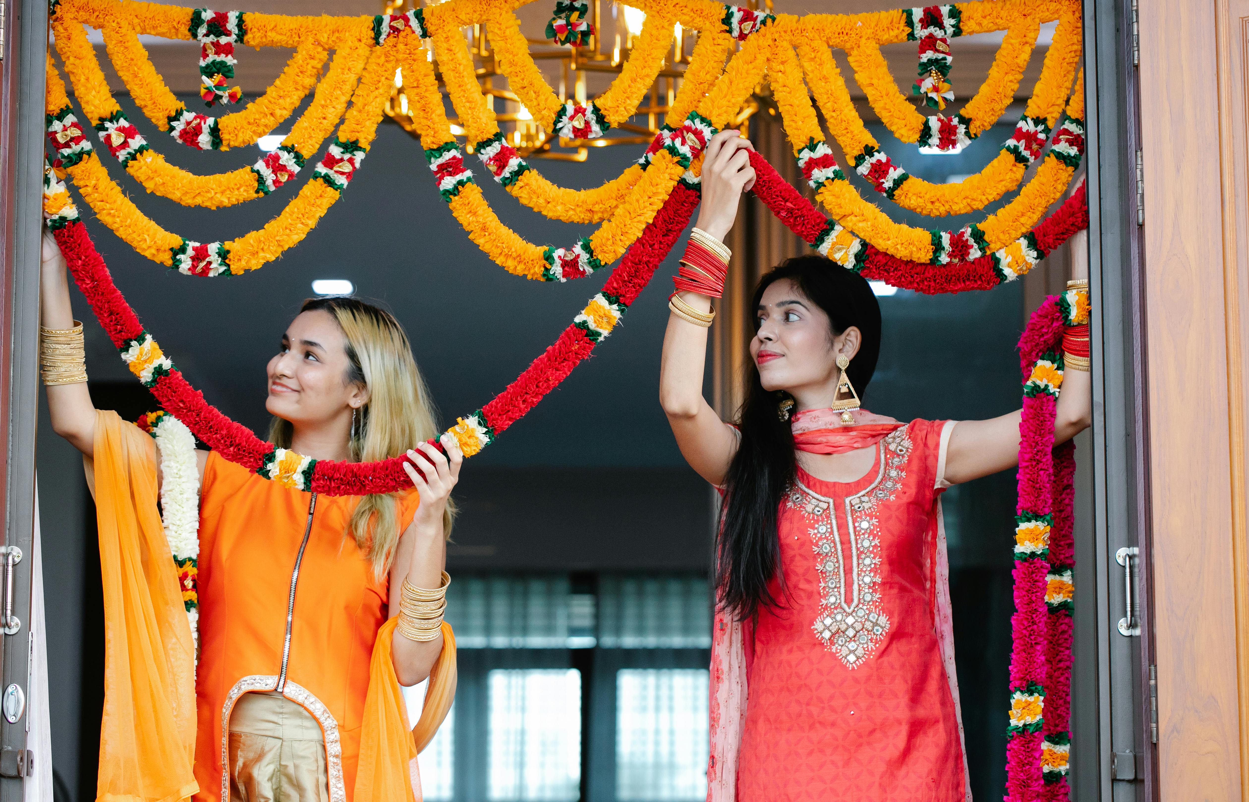 Festive Fashion & Accessories Gifting Guide Under ₹1,500