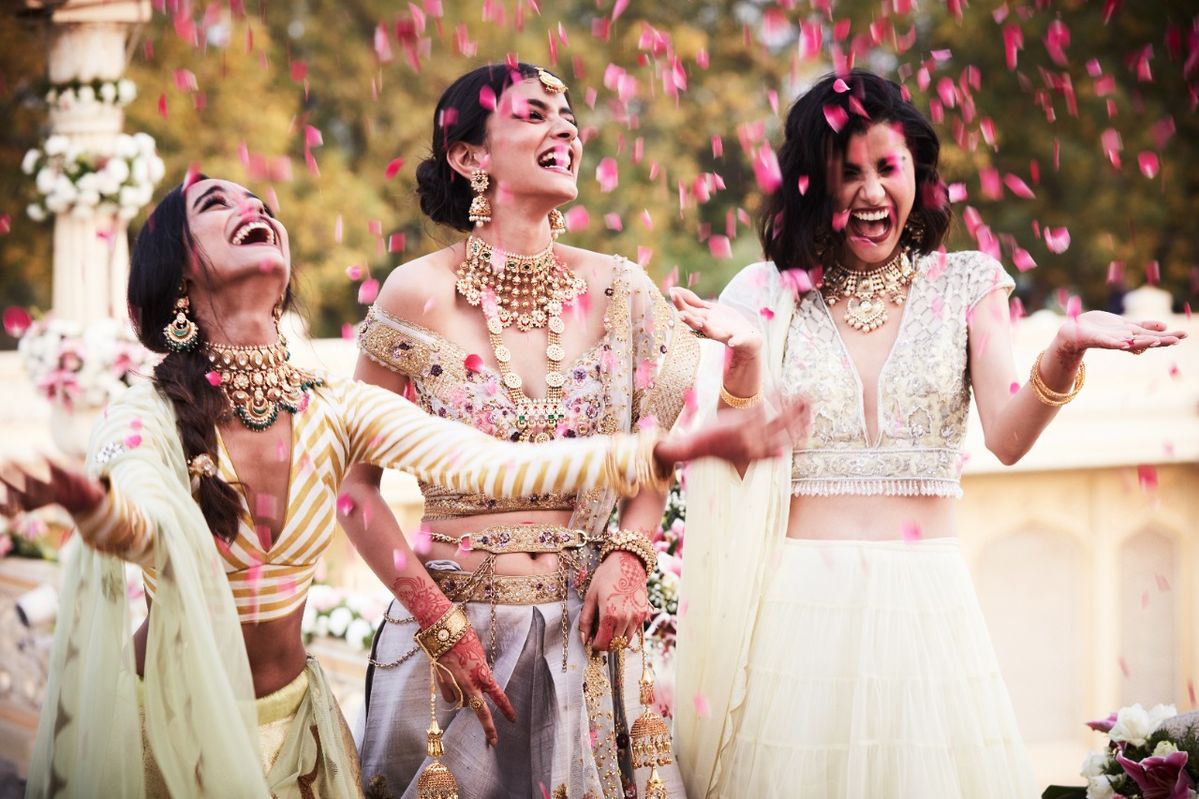 Stylish Lehengas to Explore Under 3K on AJIO