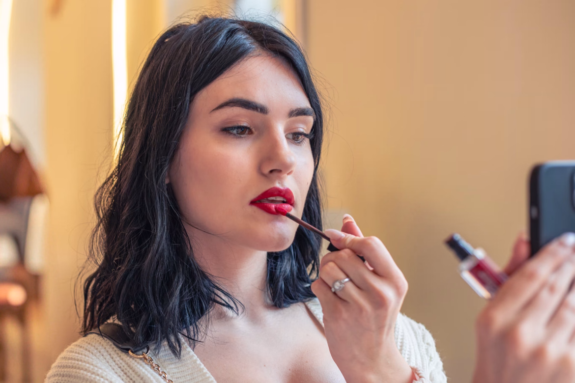 How to Choose the Best Lipsticks for Dry Lips
