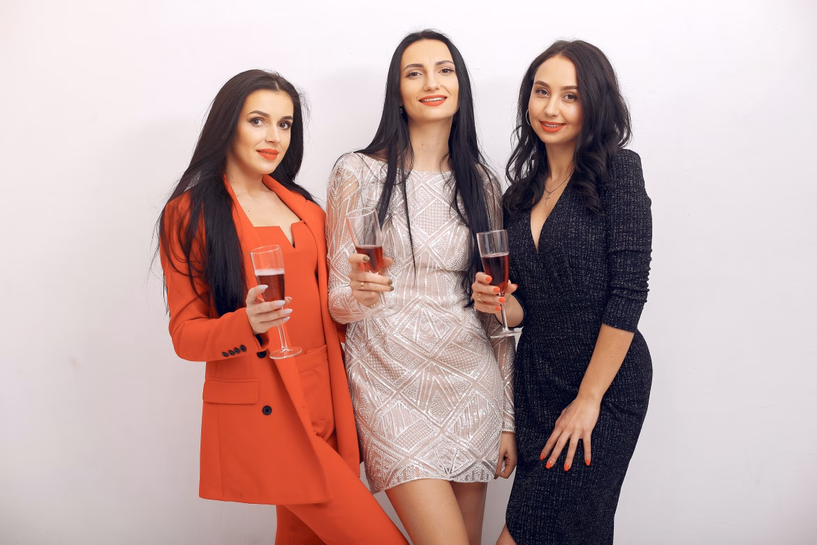 Office Party Outfit Ideas: Stylish Looks for Every Celebration