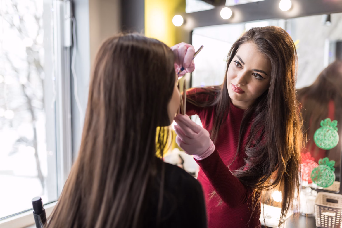 Step Cut or Layer Cut: Which Hairstyle Suits You Best?