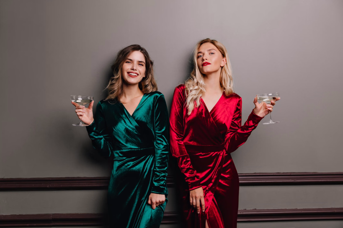 Stylish Cocktail Party Outfit Ideas for Women